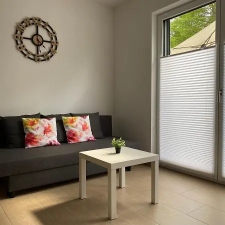 Apartment Im Dhrontal